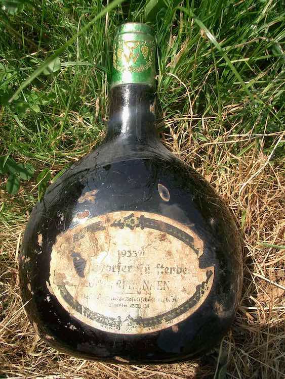reentry 193301 Bocksbeutel bottle